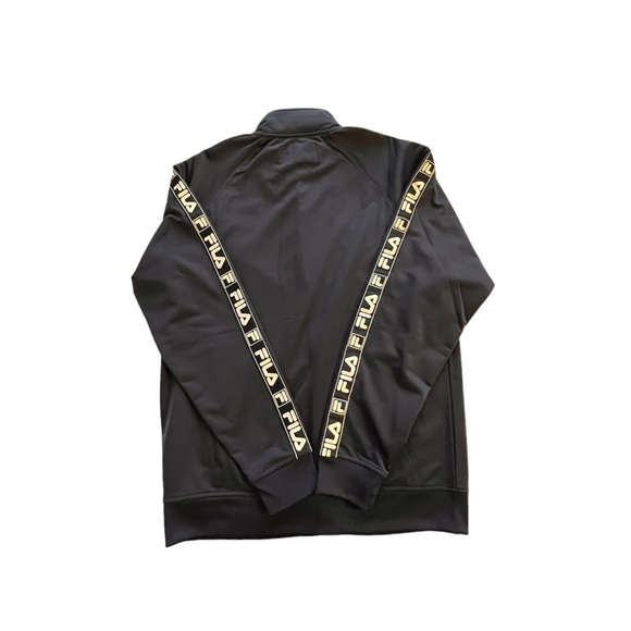 FILA Sweater - Picture 4 of 4